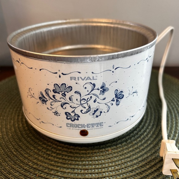 Rival Crockette Crock Pot Slow Cooker Base Only Warmer Mini 1 Qt 3200 Works Read - Picture 9 of 10
